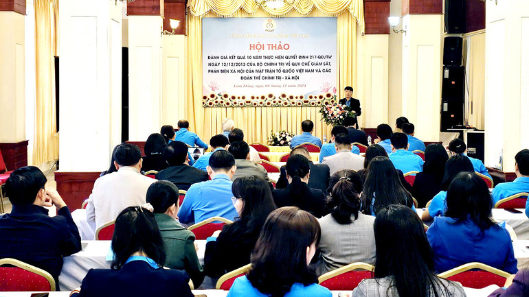 Quang cảnh hội thảo.