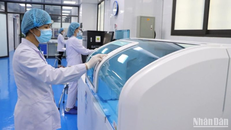 Phòng xét nghiệm hiện đại, đồng bộ tại CDC Thái Bình. Phòng xét nghiệm hiện đại, đồng bộ tại CDC Thái Bình.