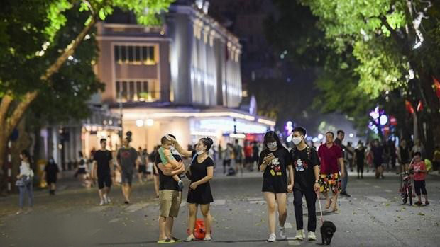 Phố đi bộ hồ Hoàn Kiếm. (Ảnh: Thành Đạt)