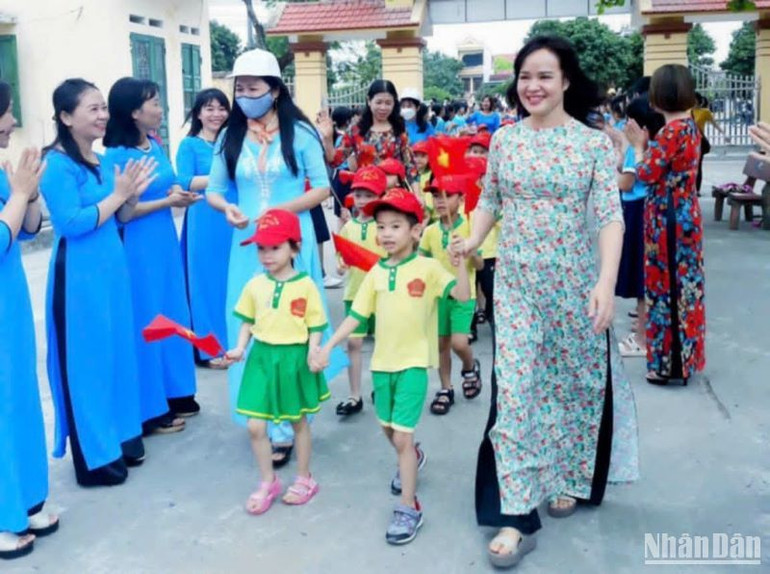 Trước thềm năm học mới, lãnh đạo các nhà trường trên địa bàn huyện Vũ Thư vui mừng, phấn khởi trước sự quan tâm của chính quyền huyện đối với ngành giáo dục và đào tạo.