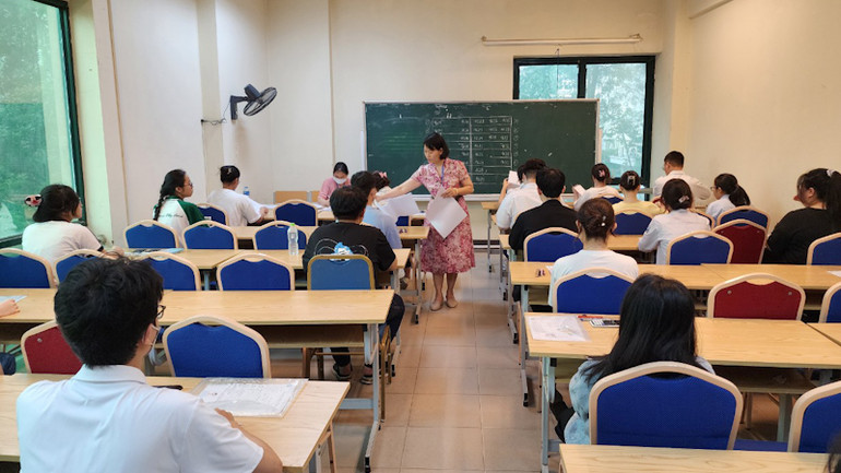 Hơn 11 nghìn thí sinh tham dự kỳ thi đánh giá năng lực của Trường đại học sư phạm Hà Nội ảnh 2 Hơn 11 nghìn thí sinh tham dự kỳ thi đánh giá năng lực của Trường đại học sư phạm Hà Nội ảnh 2