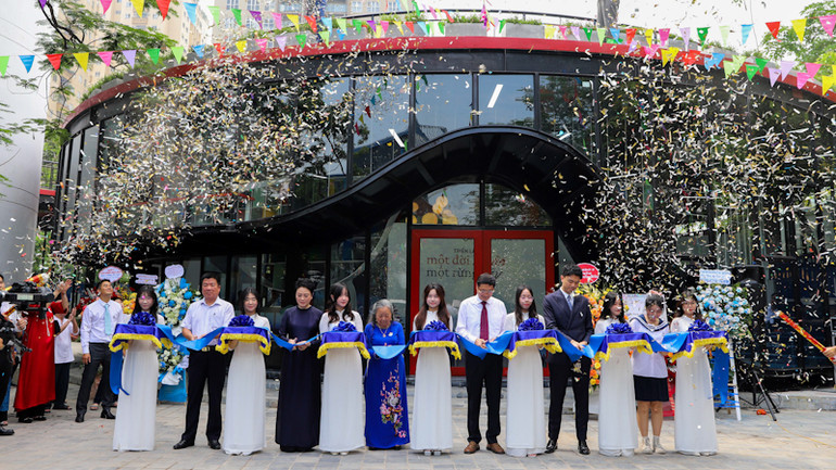 Lễ khánh thành Thư viện Văn Như Cương.