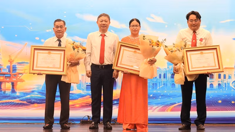tuyen-giao-2.jpg