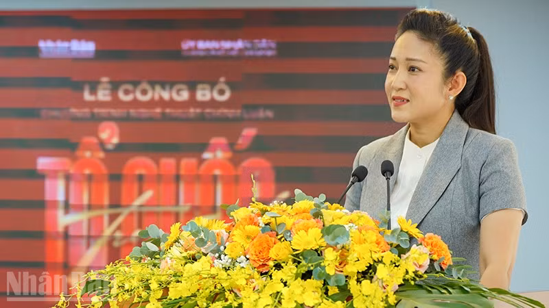 ndo_bl_04-8125.jpg