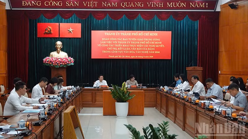 Quang cảnh buổi làm việc. (Ảnh: Linh Bảo)