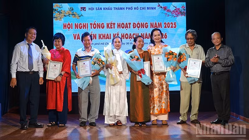 ndo_br_dsc03203-copy.jpg