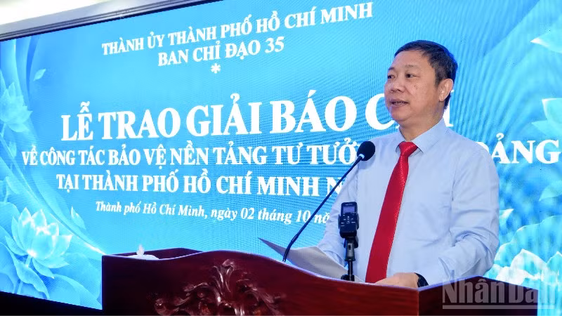 ndo_br_h002-3736.jpg
