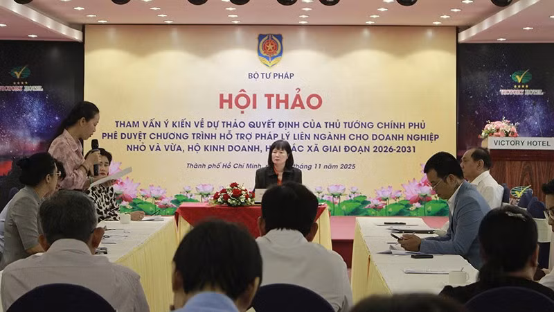 Quang cảnh hội thảo. (Ảnh THU NGỌC)