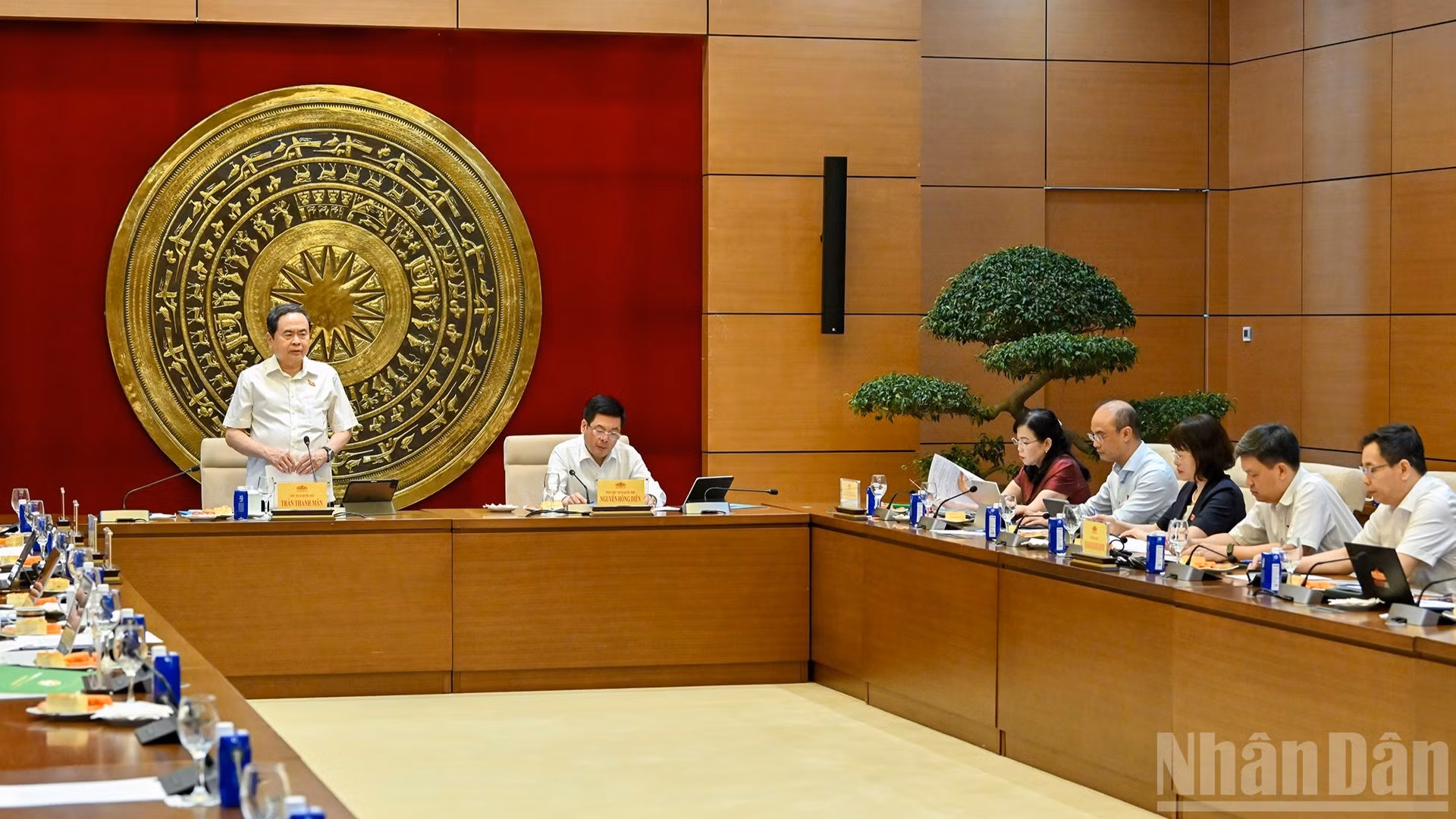 Chủ tịch Quốc hội Trần Thanh Mẫn chủ trì cuộc làm việc với Thường trực Ủy ban Khoa học, Công nghệ và Môi trường.