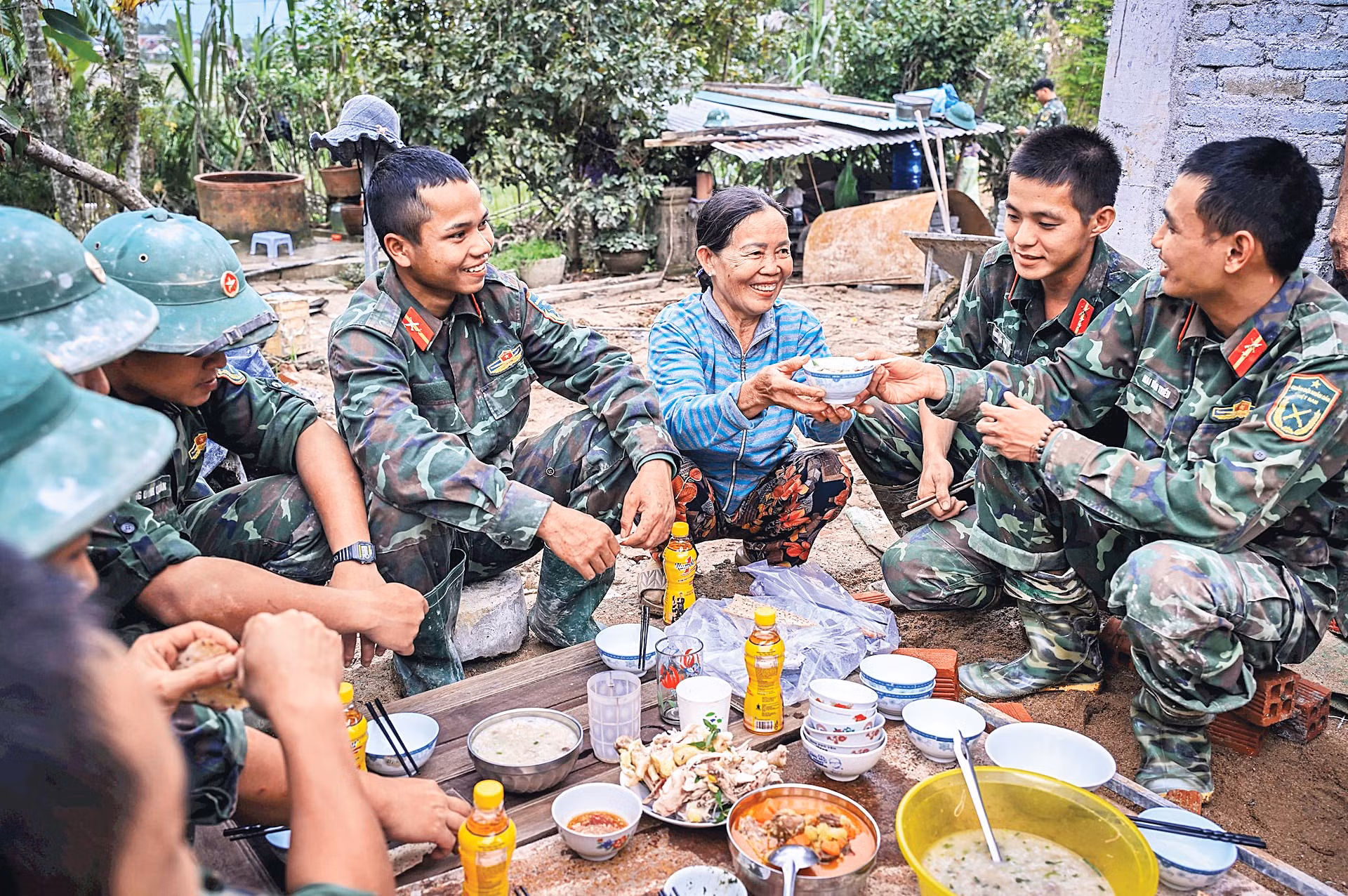 bo-doi-cu-ho.jpg