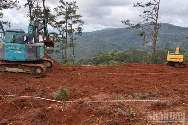 Khu Quản lý đường bộ IV khắc phục hậu quả mưa lũ lên hạ tầng giao thông.