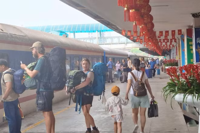 Hành khách đi chặng ngắn được hưởng mức ưu đãi tối đã lên tới 35% giá so với giá vé ban đầu.