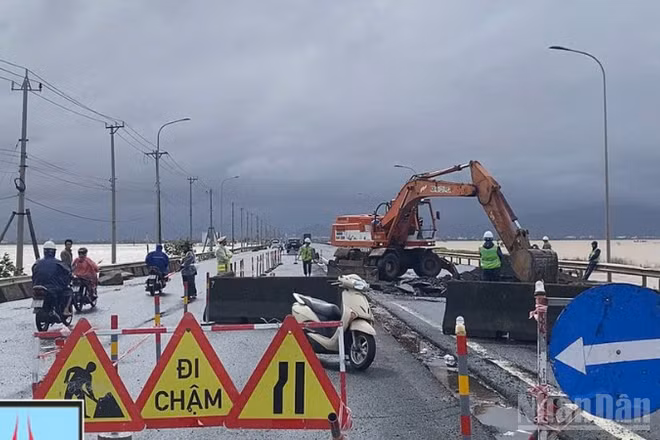 Khu Quản lý đường bộ IV nỗ lực khắc phục hư hại trên tuyến cao tốc bắc-nam đi qua địa phận tỉnh Khánh Hòa.