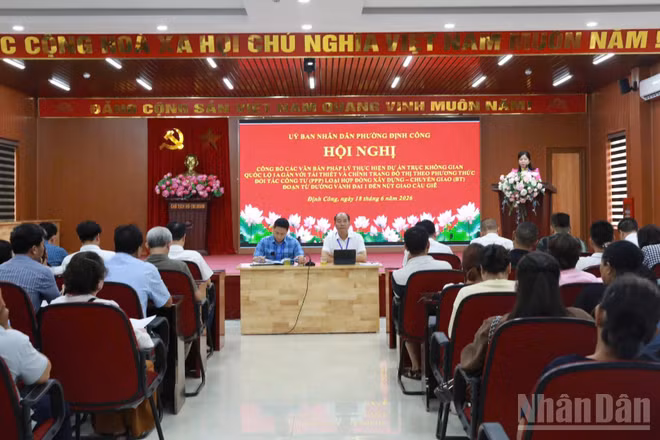 Thành phố Hà Nội bắt đầu lấy ý kiến người dân về việc giải phóng mặt bằng cho Dự án không gian trục Quốc lộ 1A.