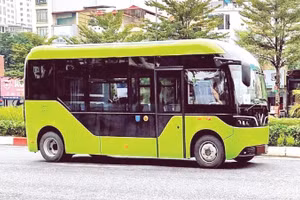 Hình ảnh phương tiện dự kiến sử dụng để khai thác dịch vụ xe đưa đón học sinh tại Quảng Ninh.