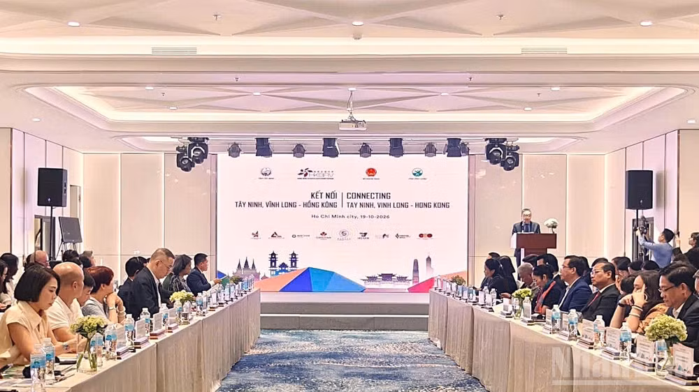 Tây Ninh phối hợp Vĩnh Long tổ chức Tọa đàm “Kết nối Tây Ninh, Vĩnh Long-Hồng Kông” tại Thành phố Hồ Chí Minh. (Ảnh: THANH PHONG)
