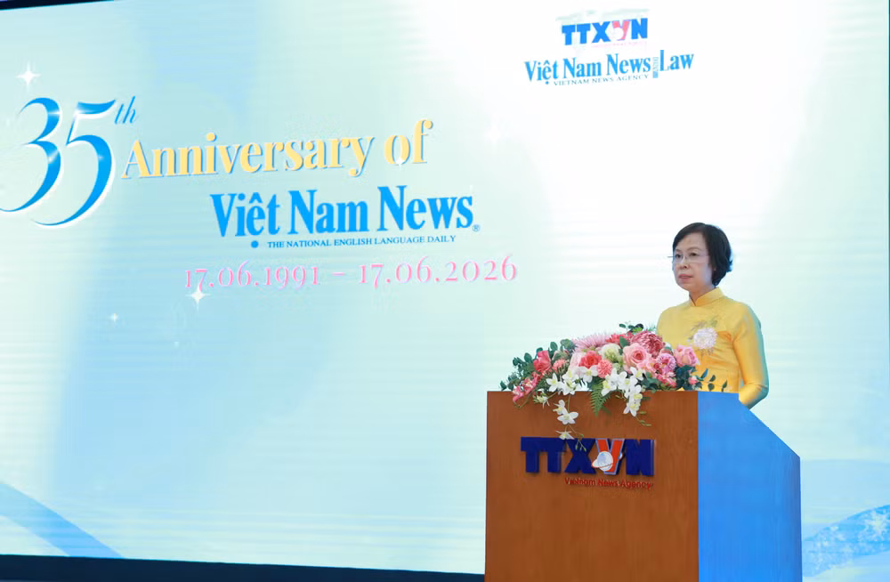 21-ba-vu-viet-trang-tong-giam-doc-thong-tan-xa-viet-nam.jpg