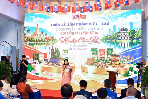 Tuần lễ sản phẩm Việt-Lào sẽ diễn ra từ ngày 1-4/10, tại địa chỉ số 93 Đinh Tiên Hoàng (Hà Nội). (Ảnh: MINH DŨNG)