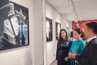 Triển lãm tranh chân dung các vị lãnh tụ của đất nước qua các thời kỳ từng thu hút sự quan tâm của đông đảo công chúng.