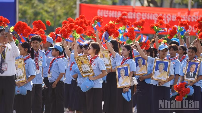 ndo_br_quoc-khanh-campuchia.jpg
