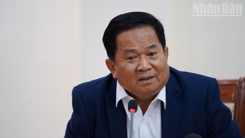 ndo_tr_khieu-kola.jpg