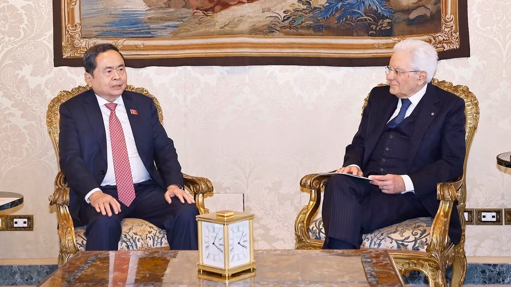 vna-potal-chu-tich-quoc-hoi-tran-thanh-man-hoi-kien-tong-thong-italy-8701371-1600.jpg