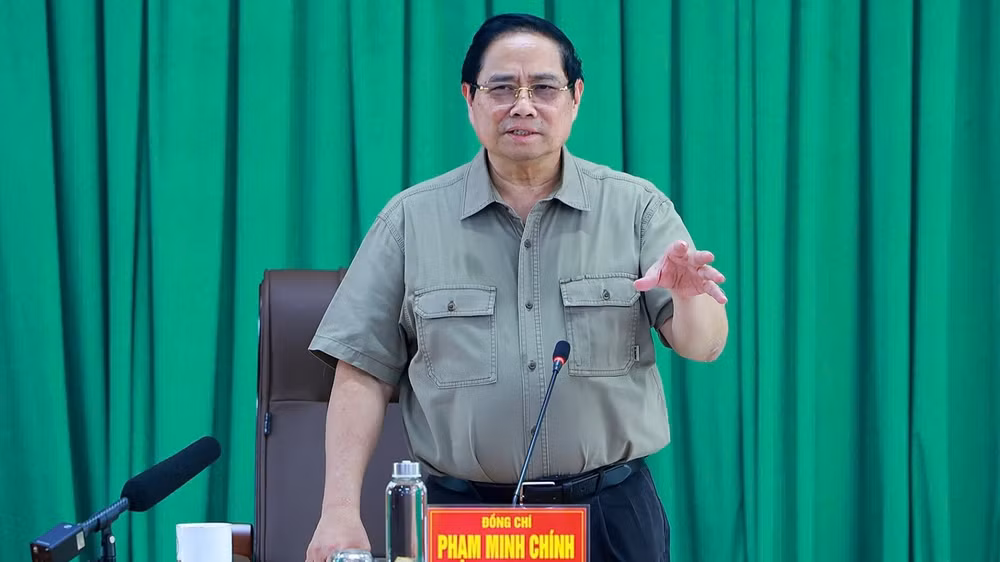 Thủ tướng Chính phủ Phạm Minh Chính phát biểu ý kiến chỉ đạo tại buổi làm việc. (Ảnh: Dương Giang/TTXVN)