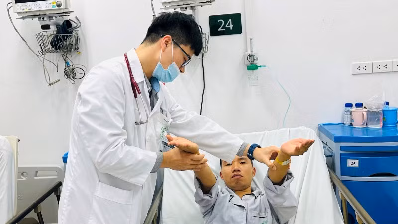 Đánh giá khả năng phục hồi sau điều trị cho người bệnh tại Trung tâm đột quỵ (Bệnh viện Bạch Mai).