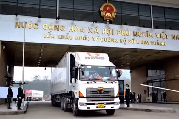 Cửa khẩu quốc tế Lào Cai. (Ảnh: QUỐC HỒNG)