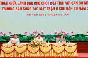 Hội nghị đối thoại giữa lãnh đạo chủ chốt tỉnh với cán bộ Mặt trận Tổ quốc cơ sở tỉnh Bắc Ninh. (Ảnh: TUỆ LÂM)