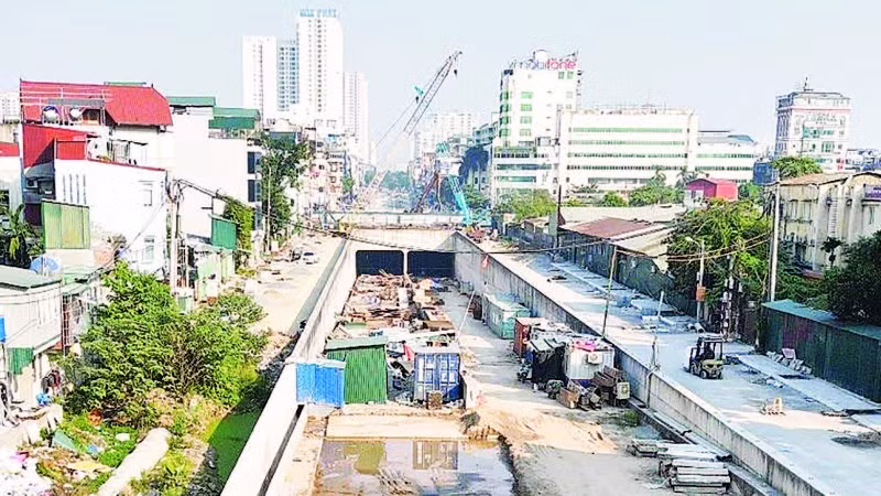 Dự án hầm chui nút giao Giải Phóng-Kim Đồng cơ bản hoàn thành.