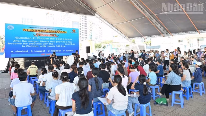 Quang cảnh khai mạc ngày hội. (Ảnh VTC)