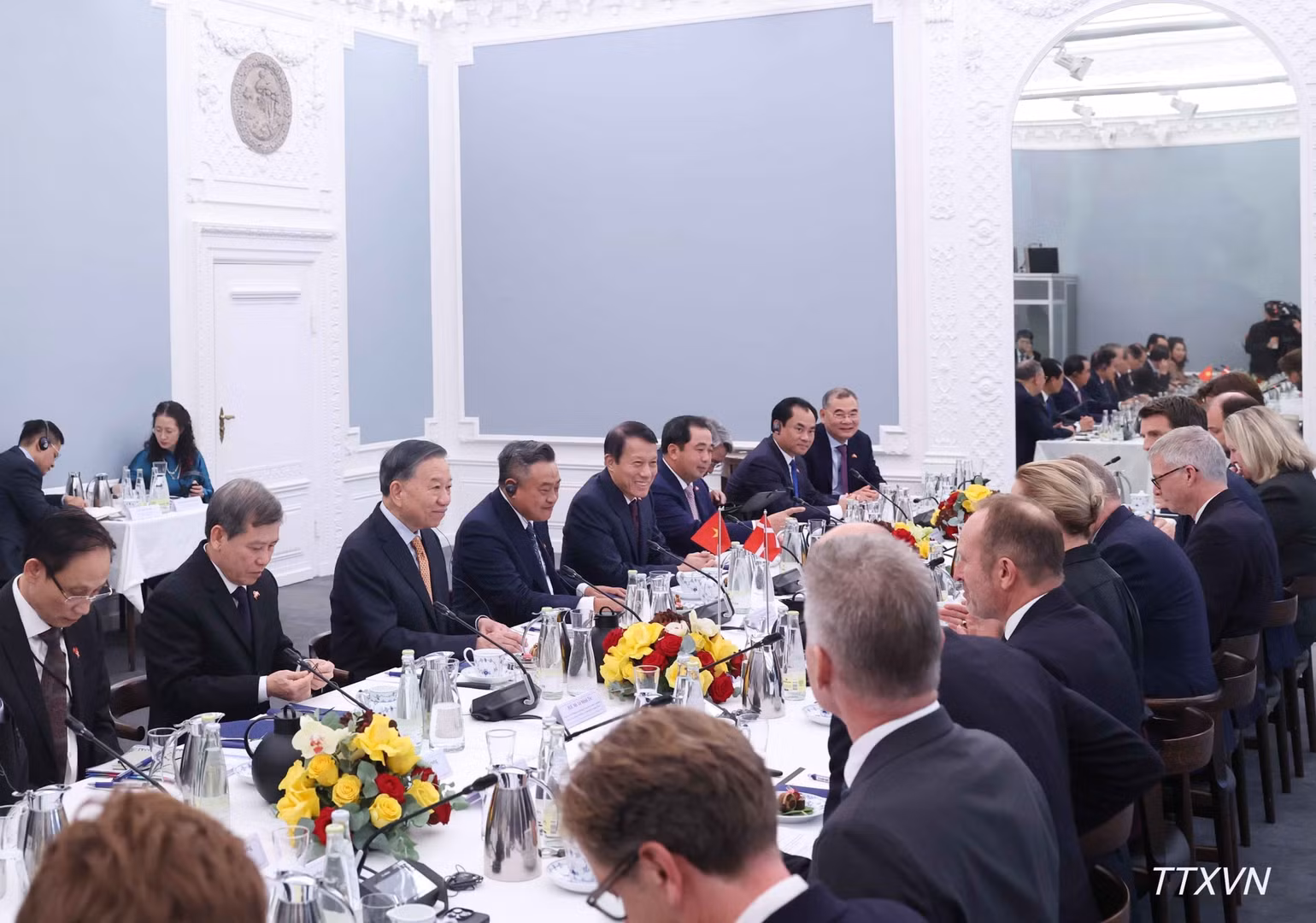 vna-potal-tong-bi-thu-chu-tich-nuoc-to-lam-hoi-dam-voi-thu-tuong-dan-mach-mette-frederiksencho-tin-phat-8470.jpg