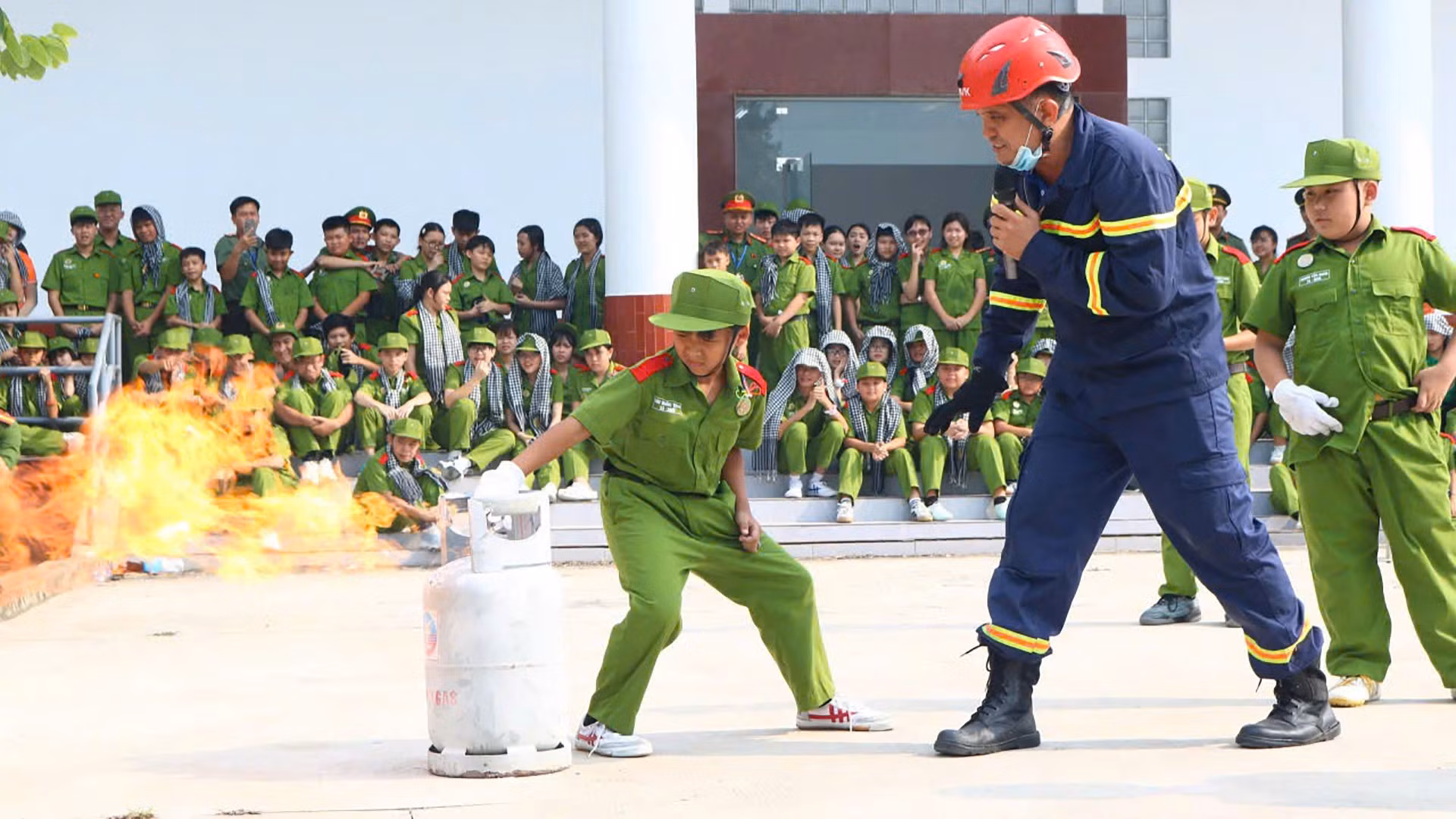 kn-phongchay.jpg