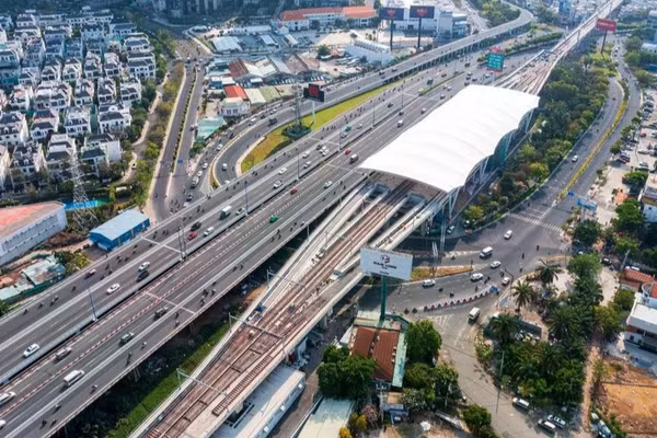 Tuyến metro số 1 Thành phố Hồ Chí Minh. (Ảnh: THẾ ANH)