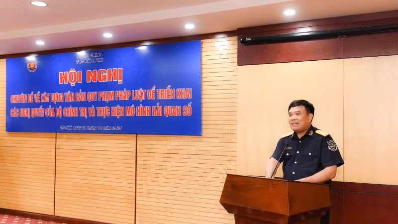 Cục trưởng Hải quan Nguyễn Văn Thọ phát biểu chỉ đạo hội nghị chuyên đề về xây dựng văn bản quy phạm pháp luật.
