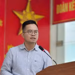 Thạc sĩ, bác sĩ Từ Quang