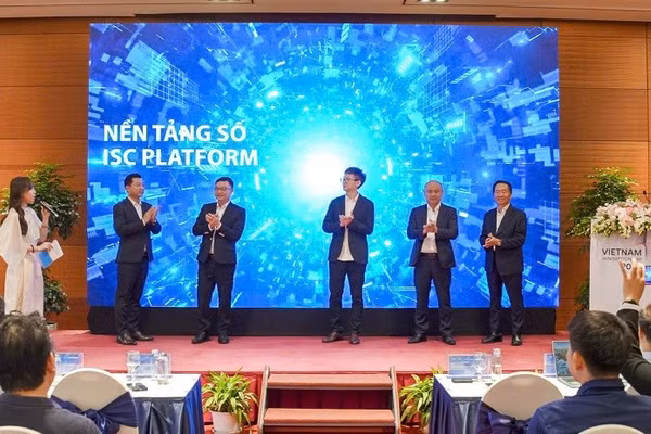 Nền tảng kết nối đổi mới sáng tạo ISC kết nối mạng lưới các trung tâm đổi mới sáng tạo với doanh nghiệp, viện nghiên cứu, trường đại học, chuyên gia, doanh nghiệp công nghệ, startup, quỹ đầu tư và các đối tác trong nước, quốc tế. (Ảnh QUANG HUY)