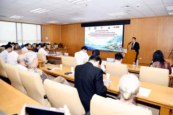 Quang cảnh hội thảo. (Ảnh: NEU)