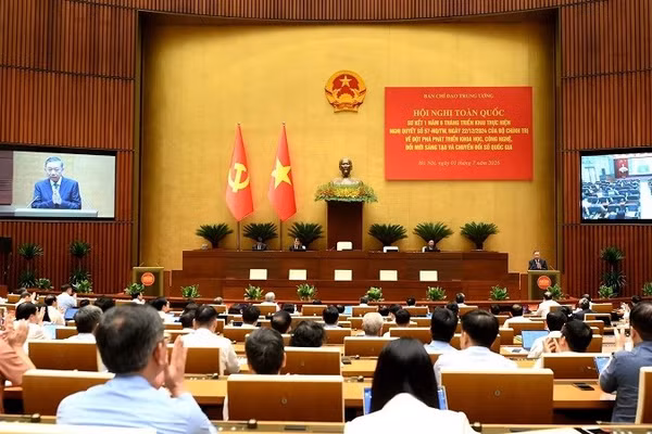 Hội nghị toàn quốc sơ kết 1 năm 6 tháng triển khai thực hiện Nghị quyết số 57-NQ/TW.