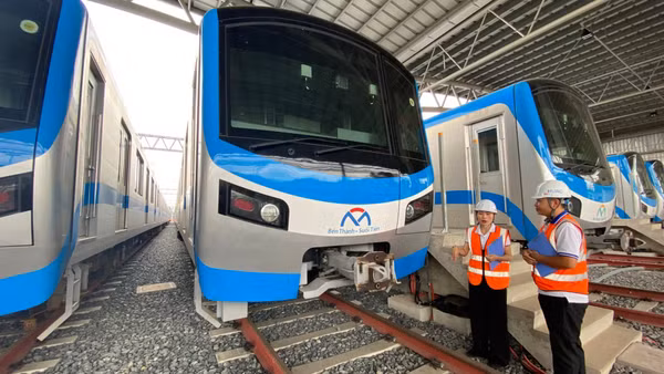 Nhân viên lái tàu của tuyến Metro số 1 (Bến Thành- Suối Tiên). (Ảnh: THẾ ANH) 