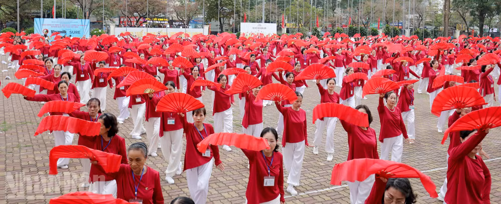 ndo_bl_hoat-dong-gop-phan-thuc-day-viec-xay-dung-va-phat-trien-cac-chi-hoi-suc-khoe-ngoai-troi.jpg