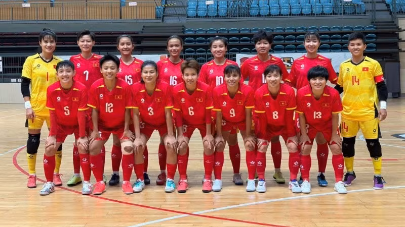 Các nữ tuyển thủ futsal Việt Nam tham dự trận đấu giao hữu. (Ảnh: VFF)