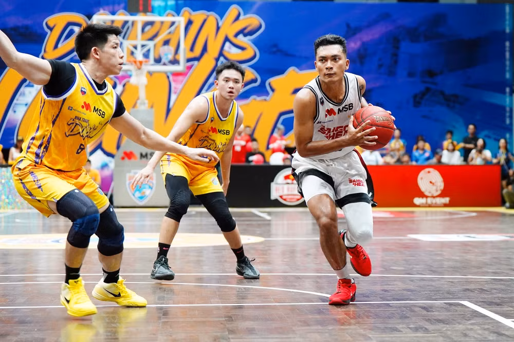 3-nguyen-anh-kiet-tiep-suc-dac-luc-cho-saigon-heat.jpg