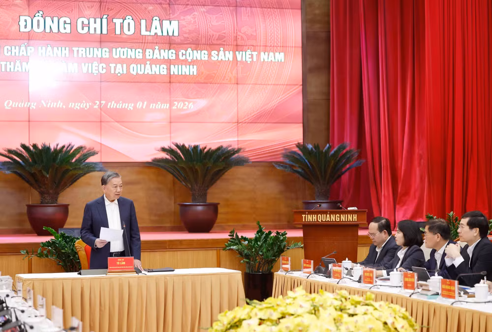 vna-potal-tong-bi-thu-to-lam-lam-viec-voi-ban-chap-hanh-dang-bo-tinh-quang-ninh-8554537.jpg