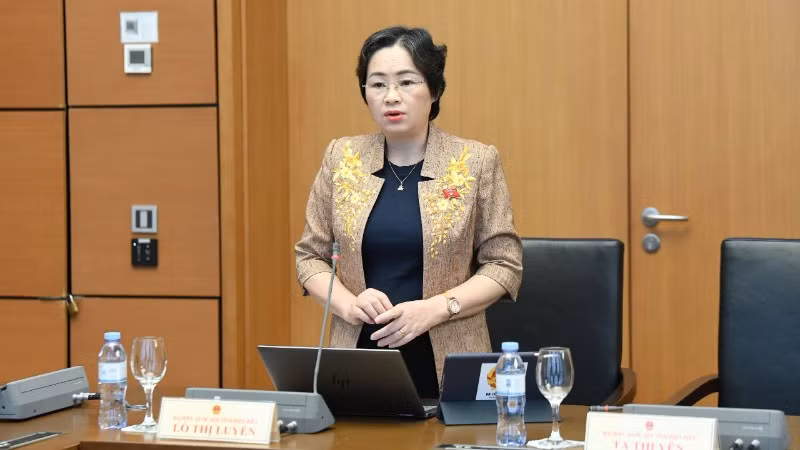 lo-thi-luyen-lam-hien-5055.jpg