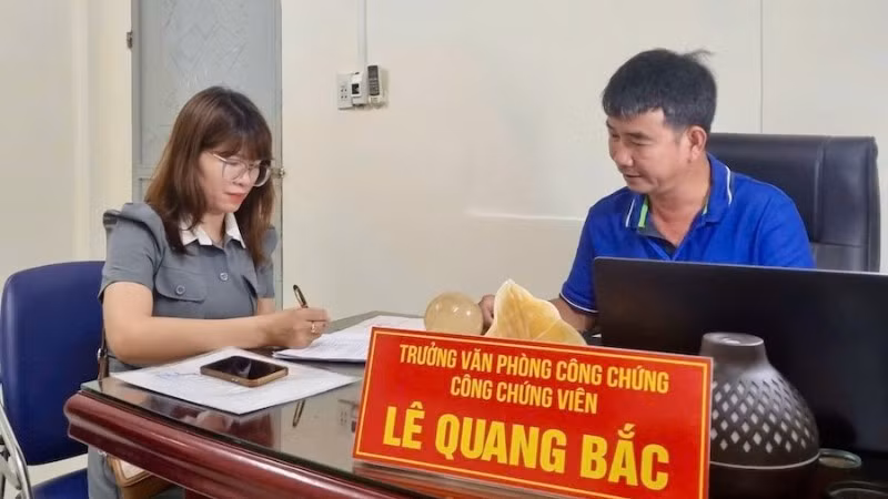 cong-chuc-quang-bac-9857.jpg