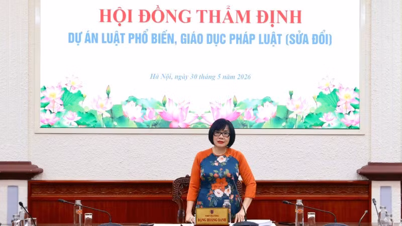 c-oanh-305-3457.jpg