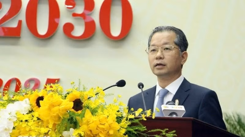 Thủ tướng Chính phủ tiếp nhận, bổ nhiệm ông Nguyễn Văn Quảng, Ủy viên Trung ương Đảng, Bí thư Thành ủy Đà Nẵng giữ chức Phó Tổng Thanh tra Thường trực Thanh tra Chính phủ. (Nguồn: TTXVN)