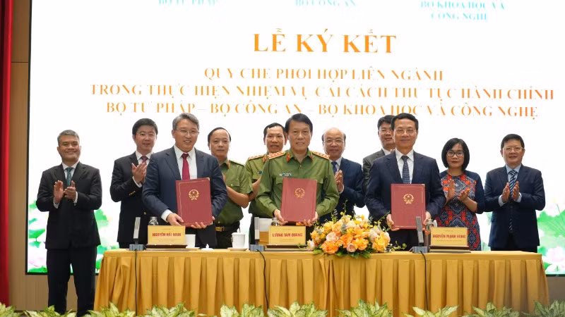 ky-ket-44-4886.jpg